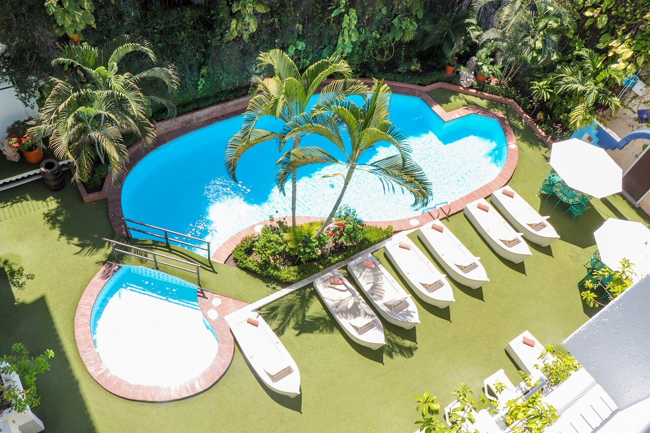 Pool Solarium