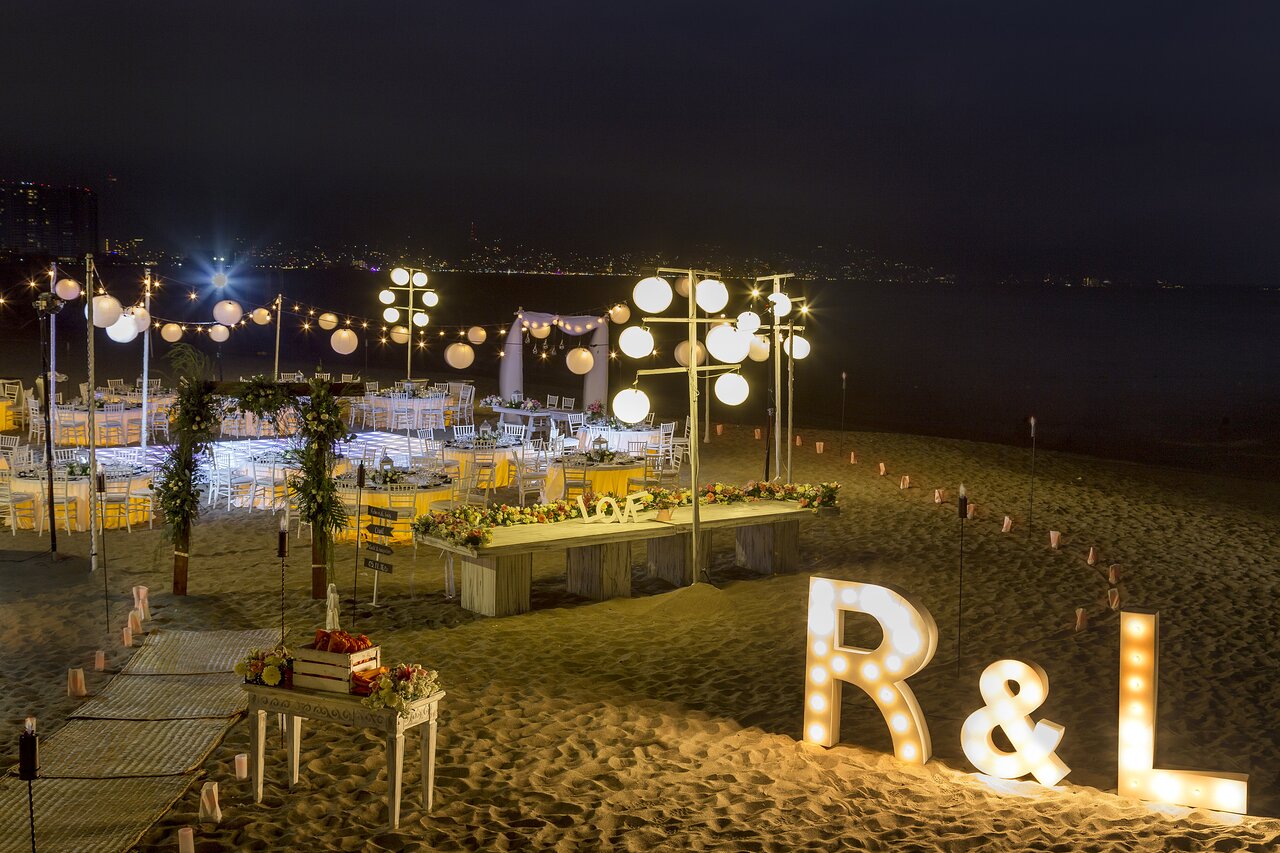 Bodas y banquetes