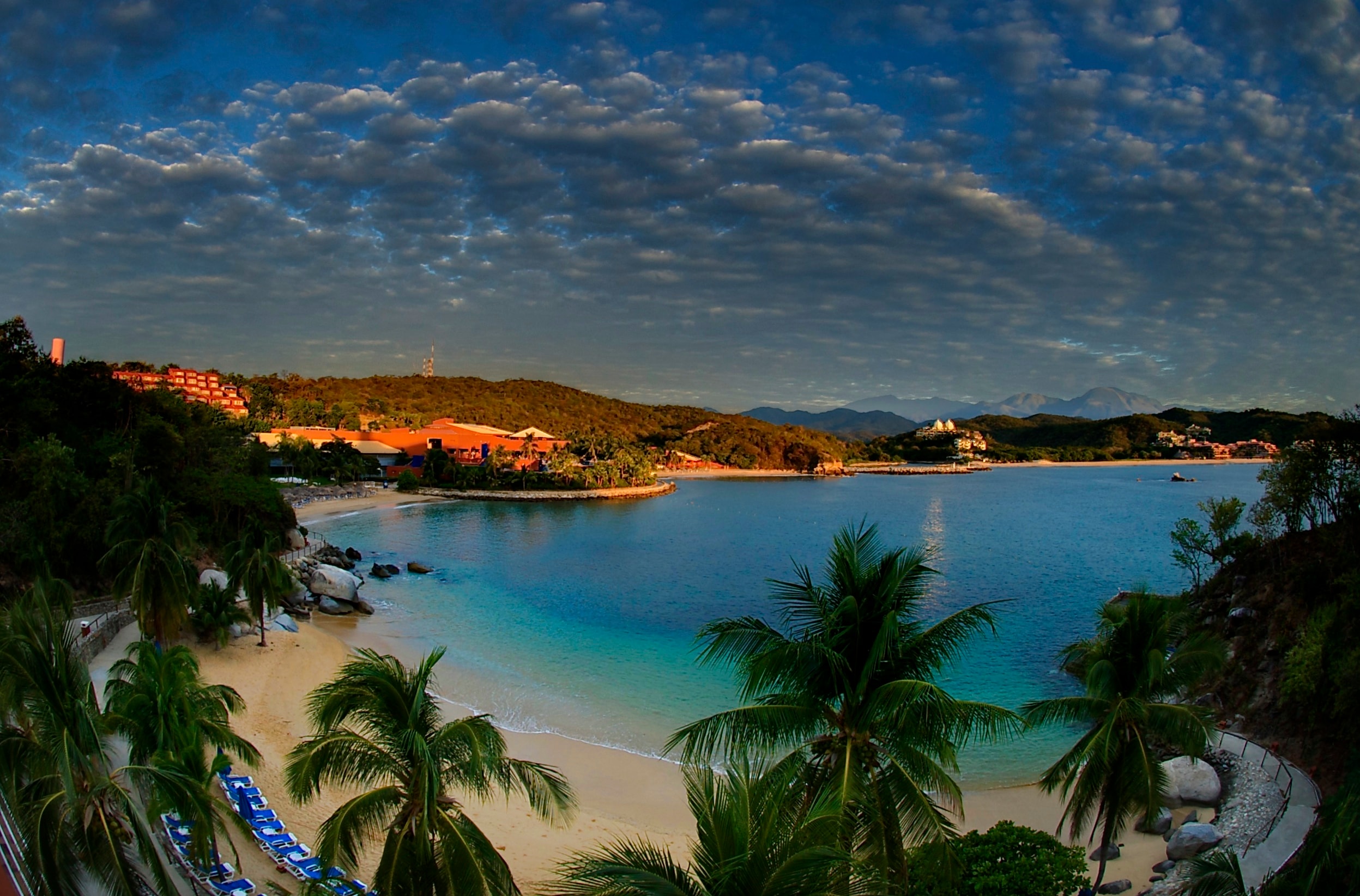 LAS BRISAS HUATULCO