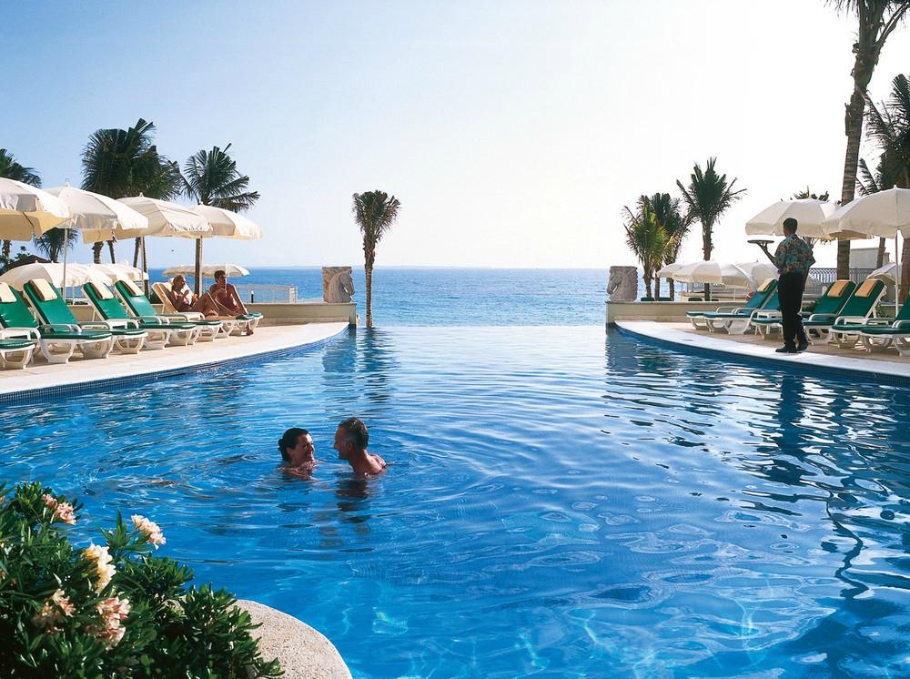 Infinity pool