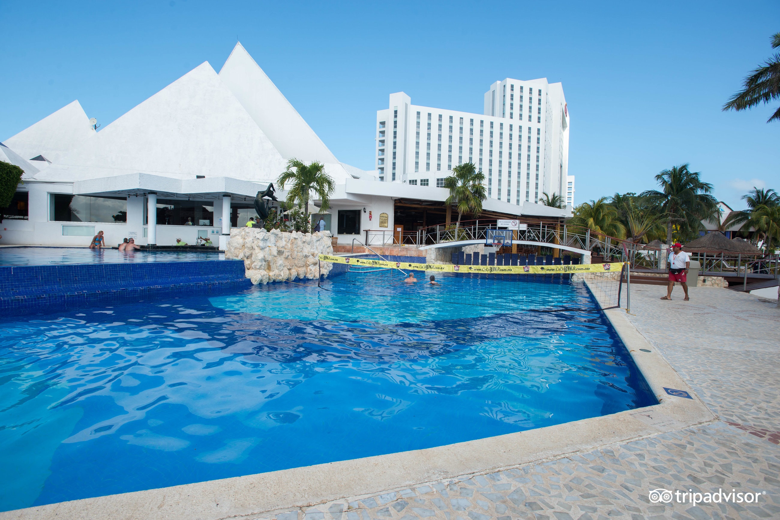 The Pool at the Sunset Marina Resort & Yacht Club