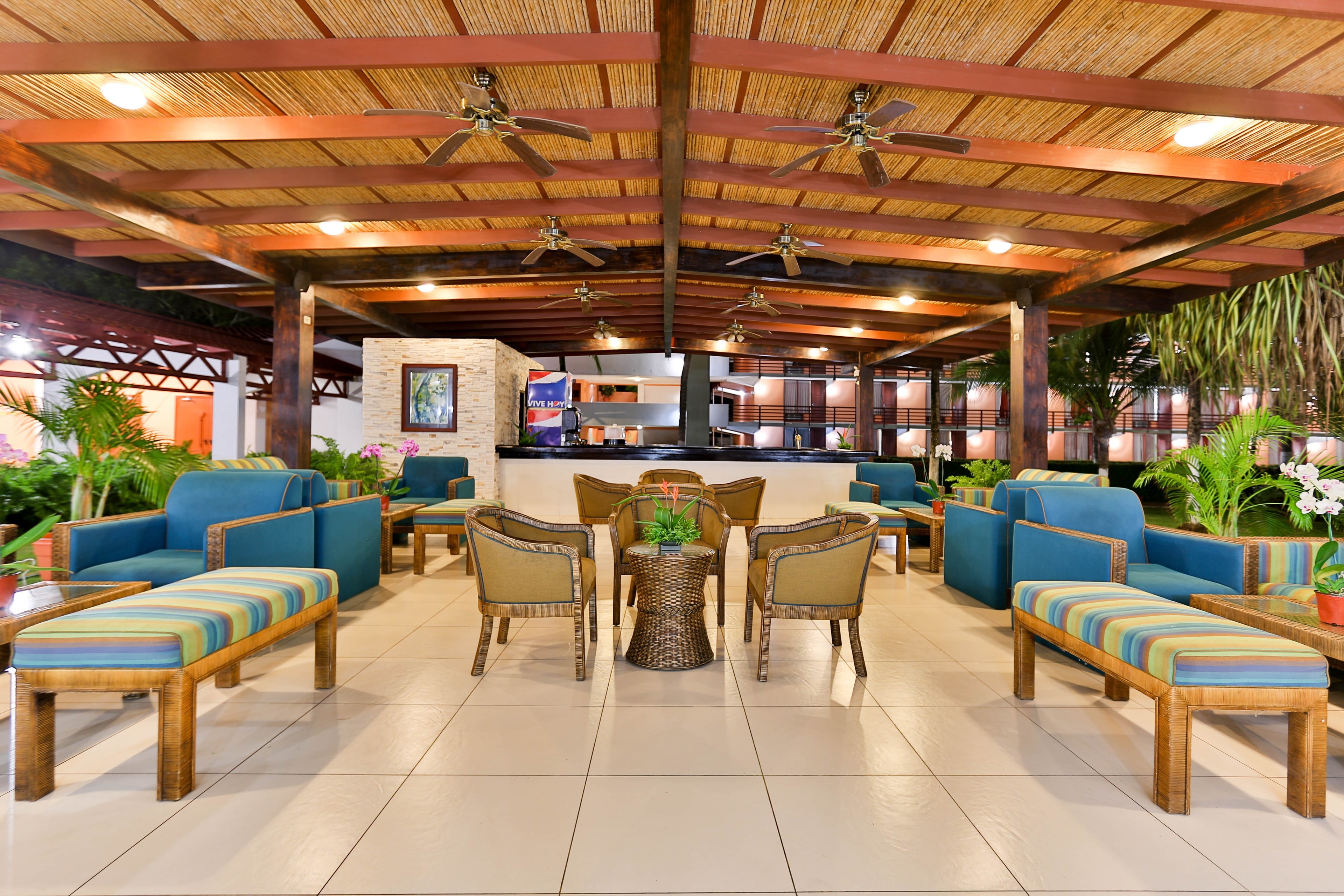 Lobby Bar