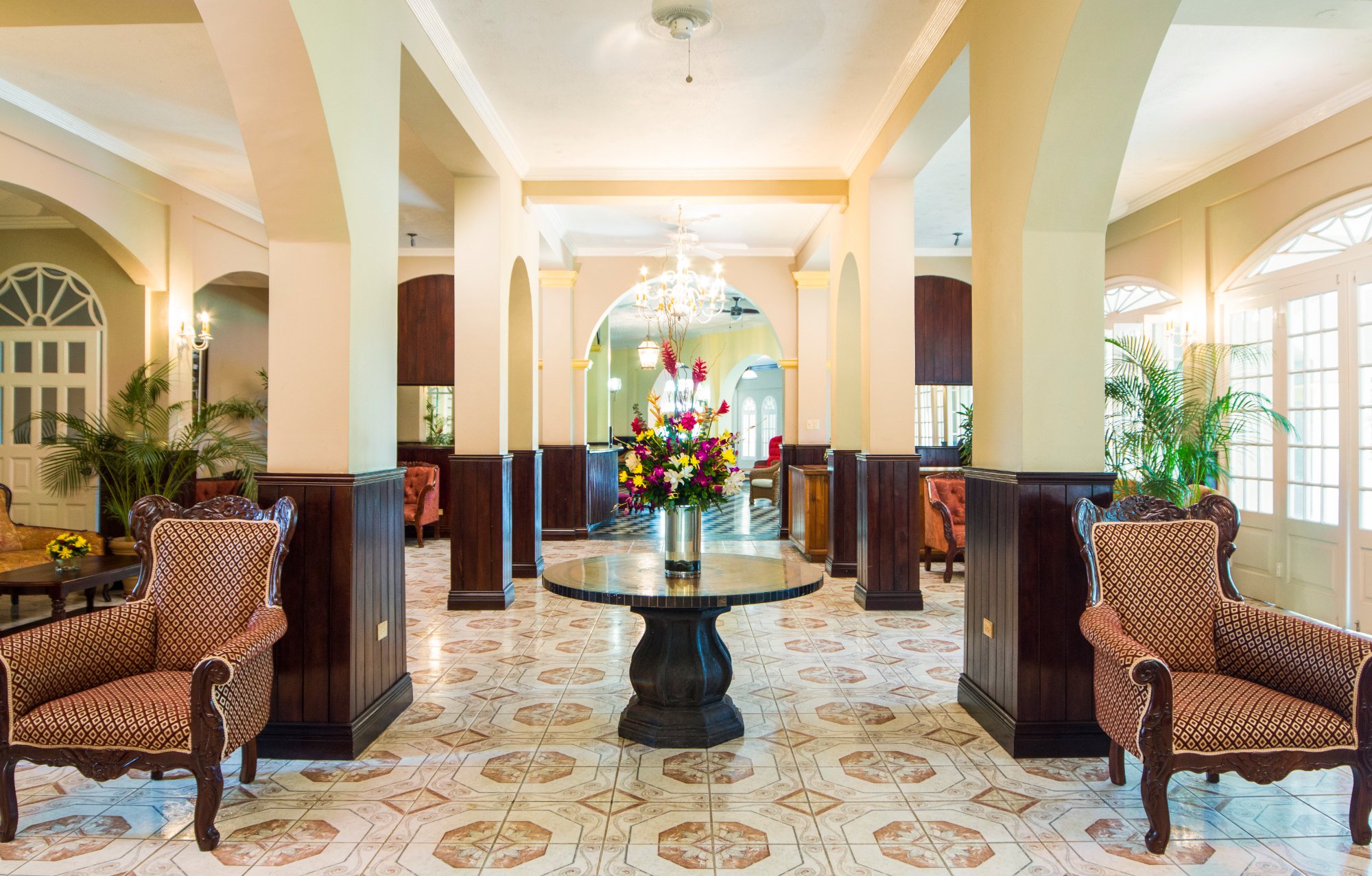 Lobby lounge