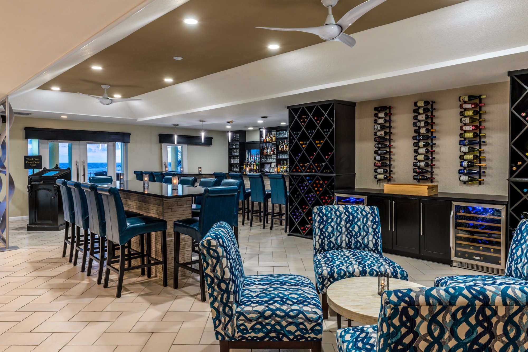 Tides Restaurant & Bar