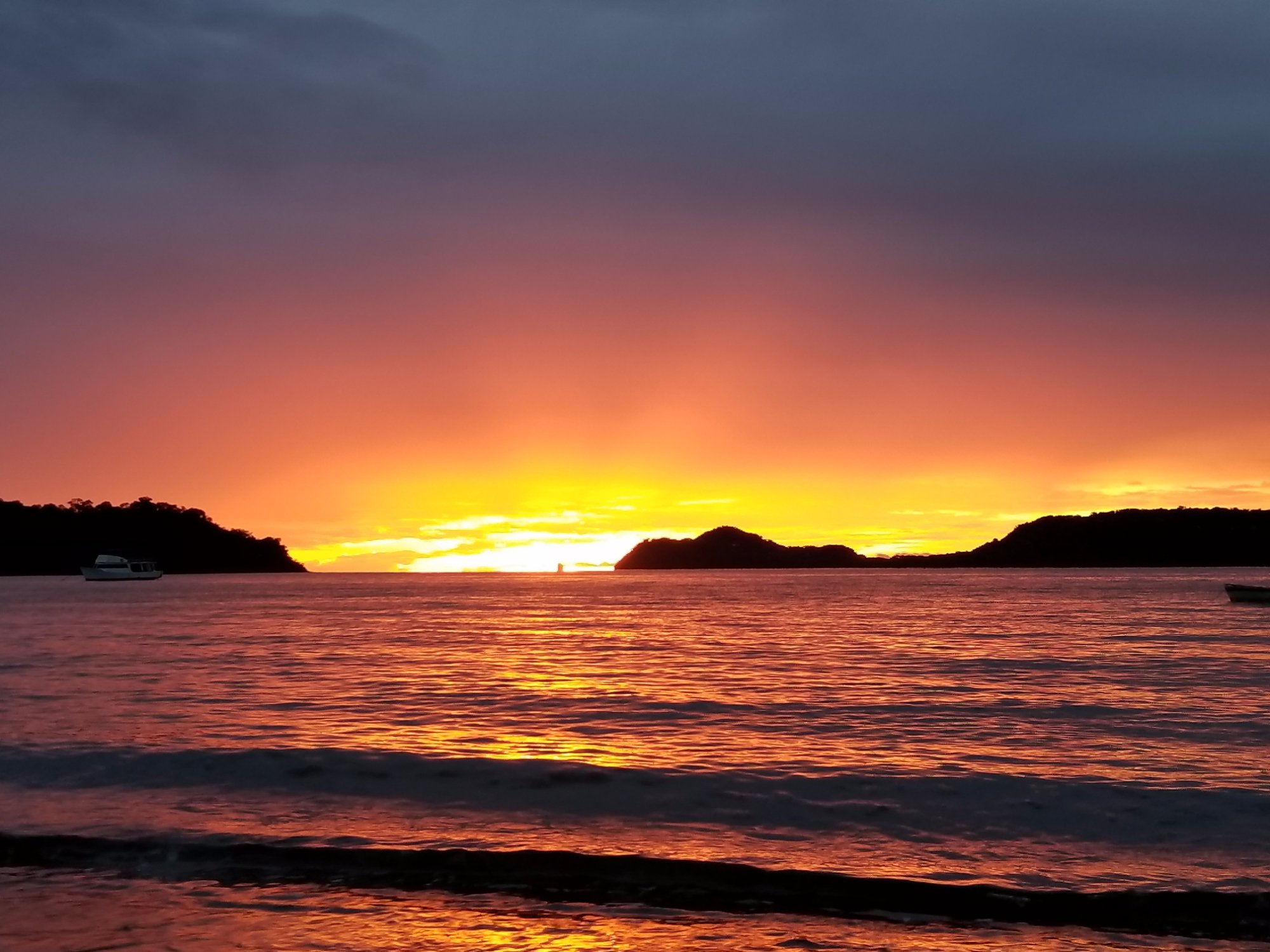Great sunset views from the El Mangroove beach!