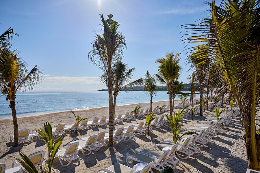 Beach loungers