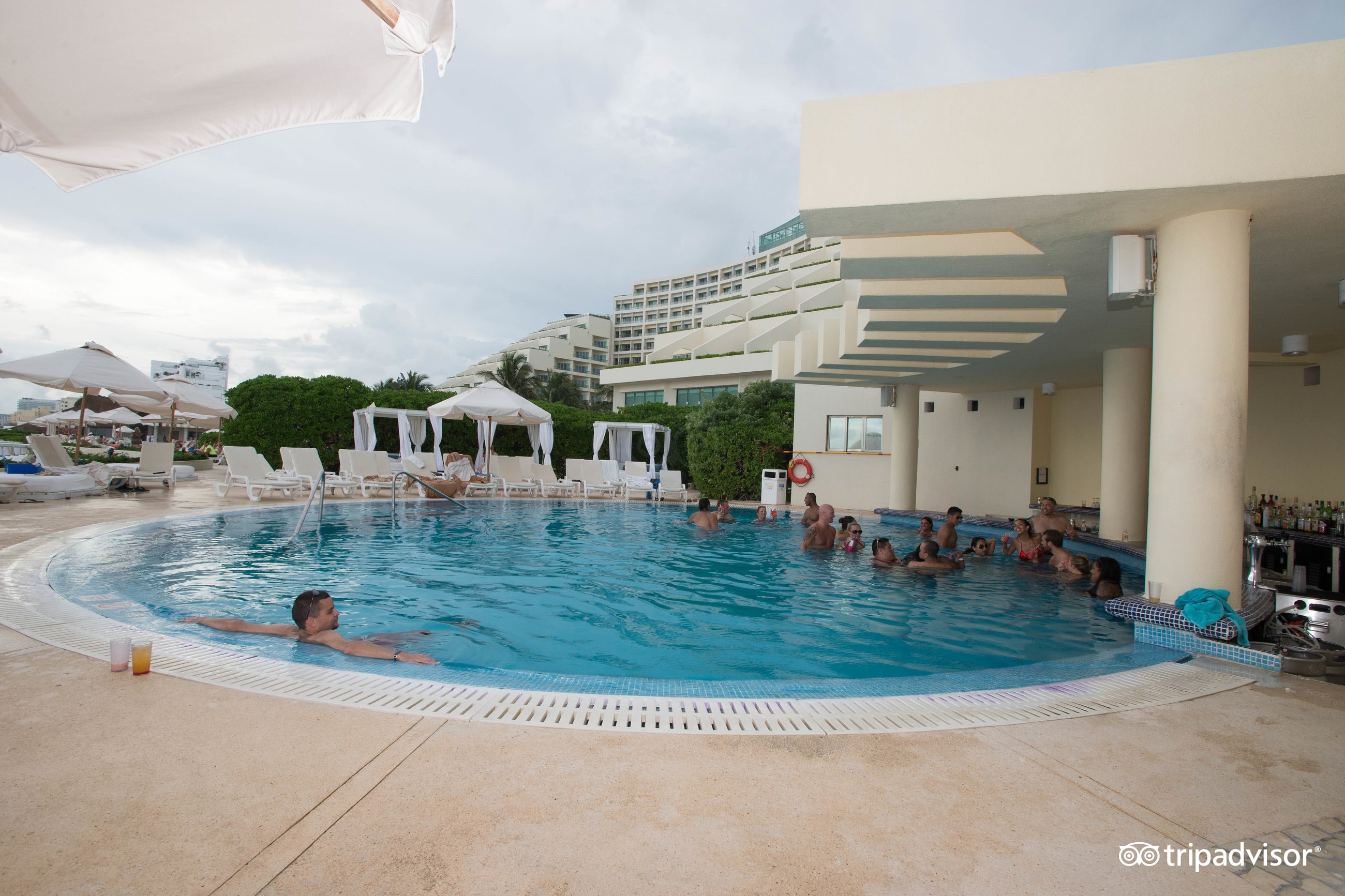 Pool Club at the Live Aqua Cancun- All Inclusive