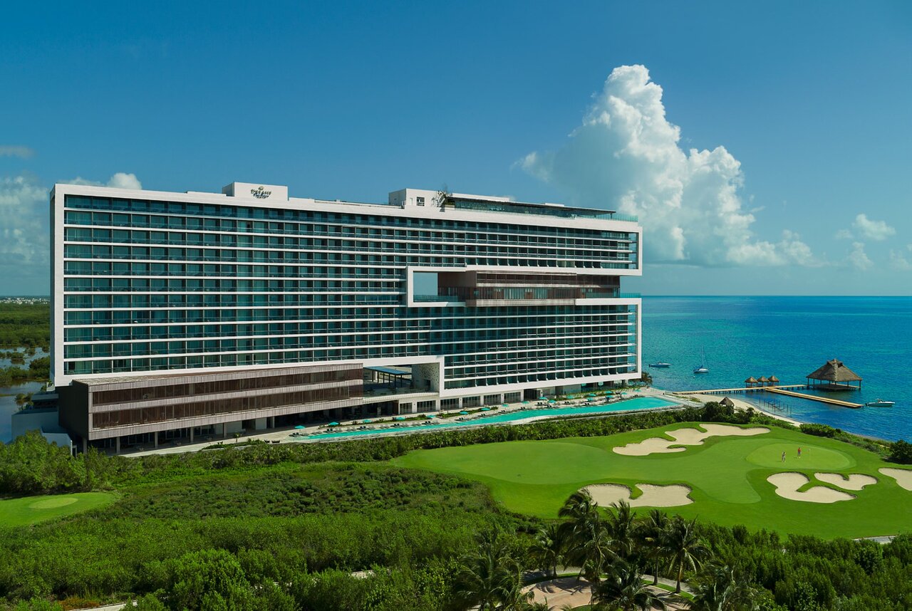 Welcome to Dreams Vista Cancun Golf & Spa Resort!