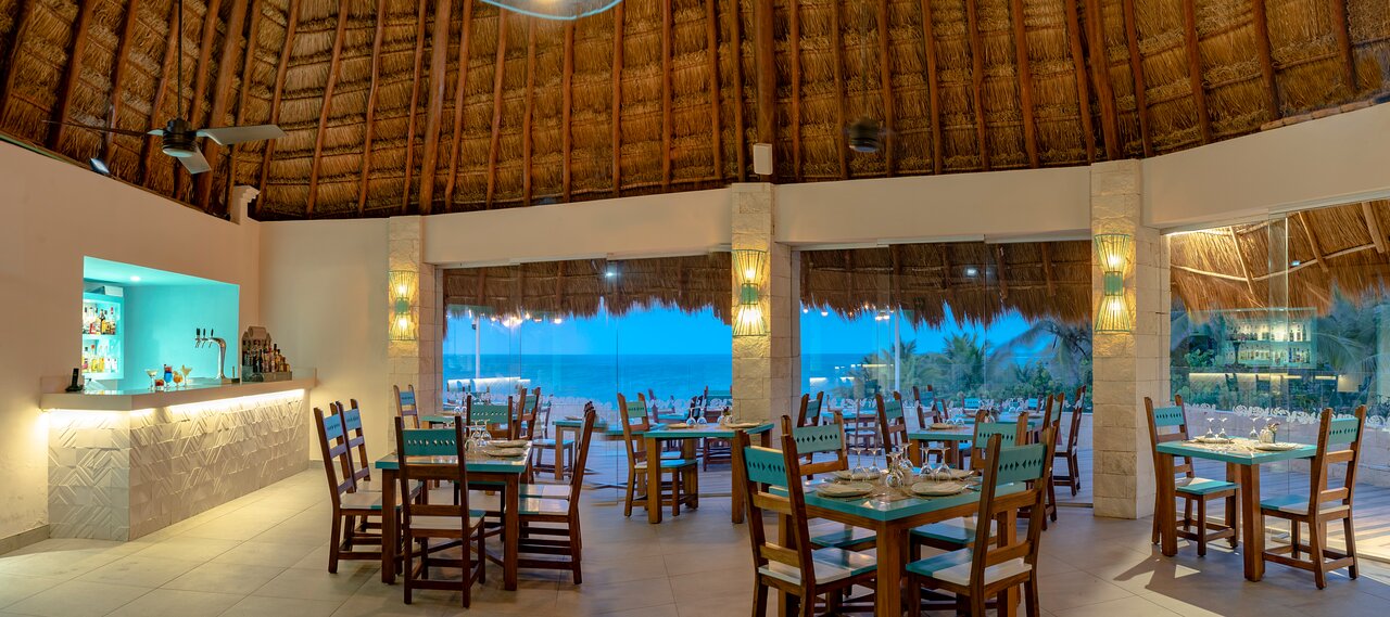 BLoved restaurant / Privileged guest benefit only