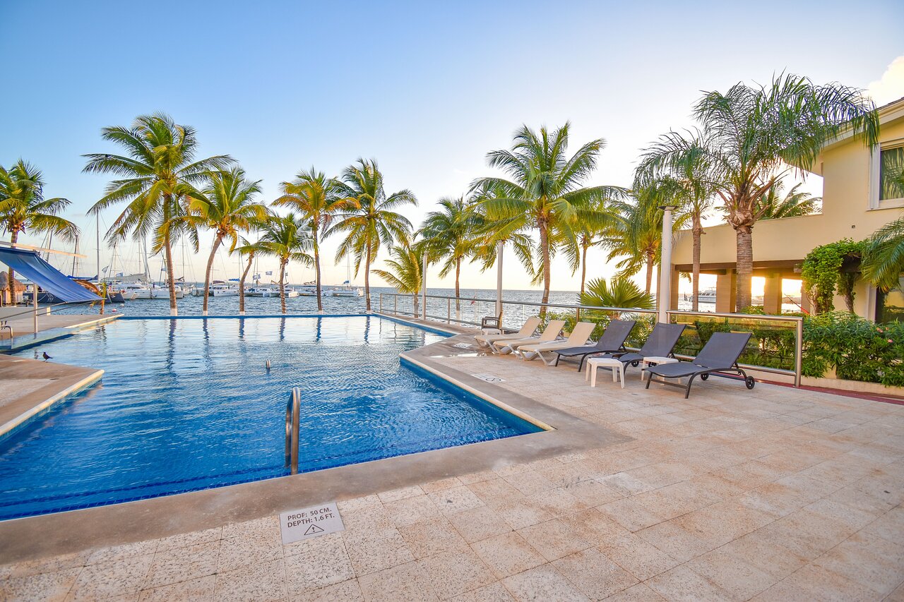 Infinity pool
