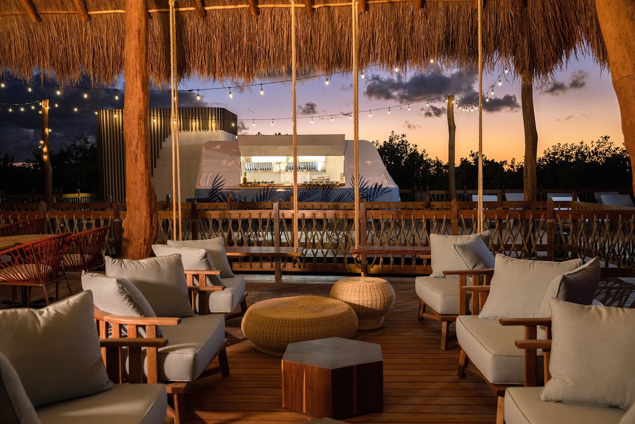 Amber Sunset Bar