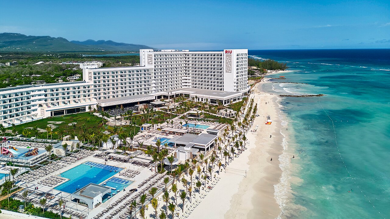 Resort & beach aerial view