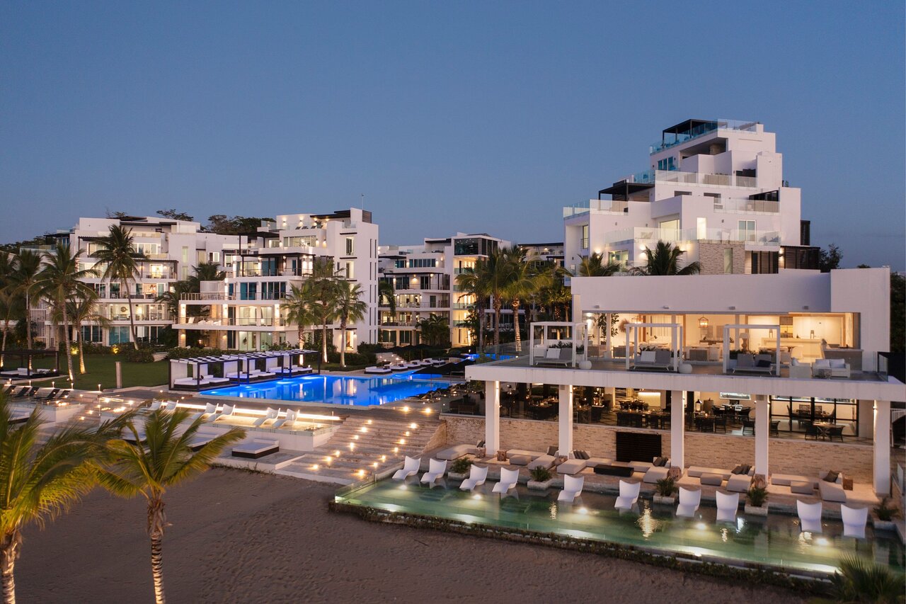 Tranquil Oasis on the Beach