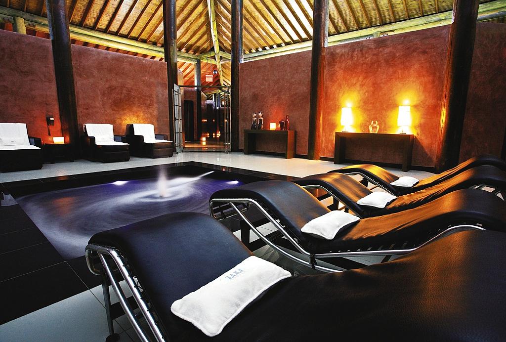 Piscina interior | Pool interior