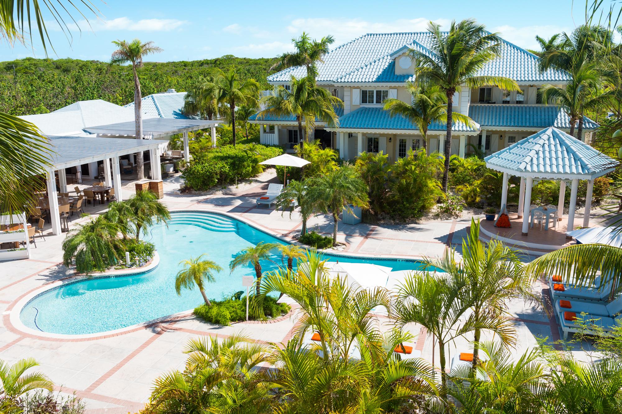 Beach House Pool View