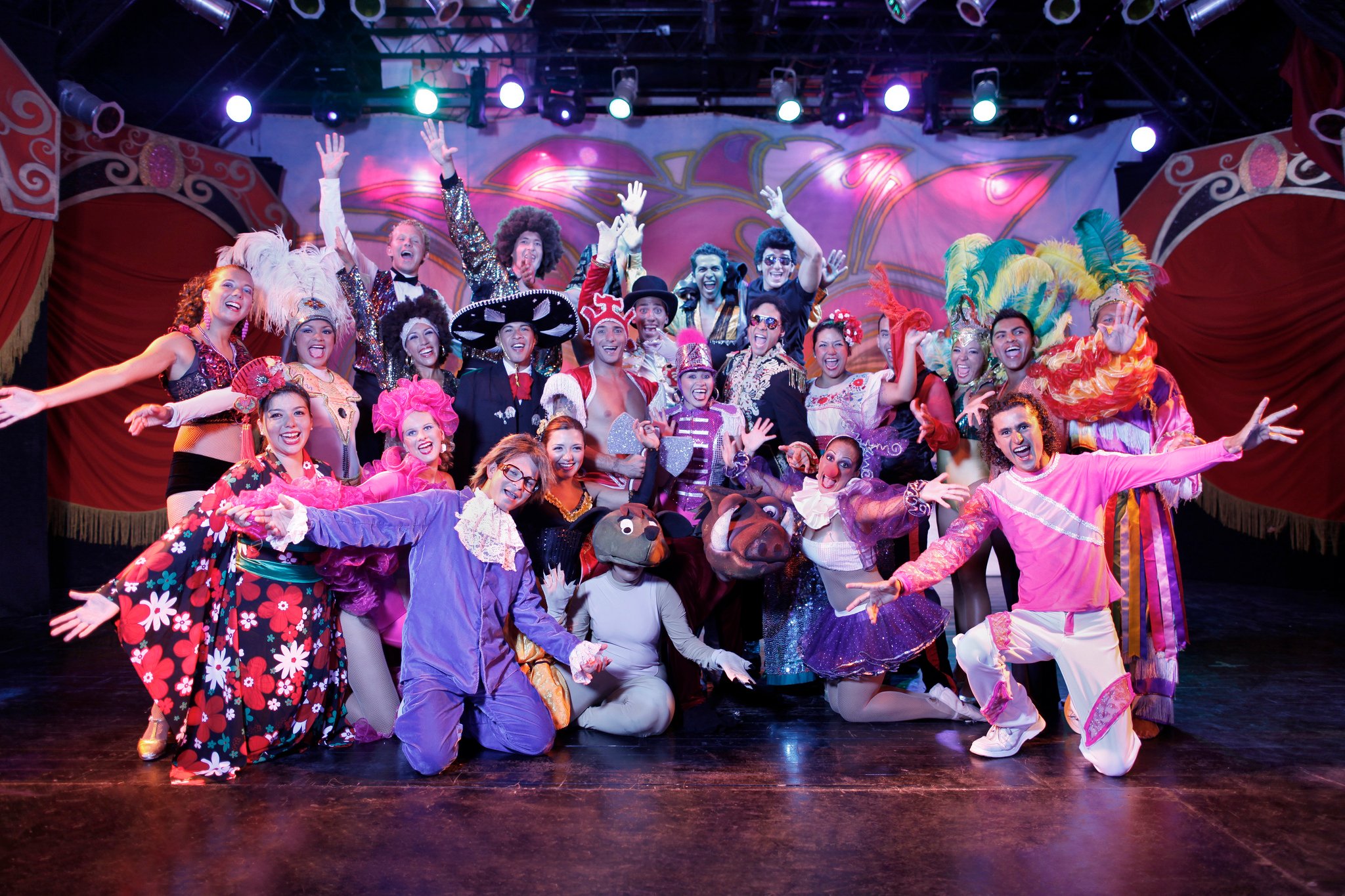 Theater and Show Viva Wyndham Azteca
