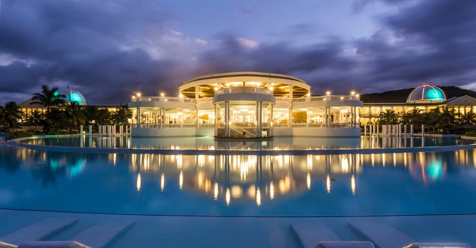 Infinity Pool