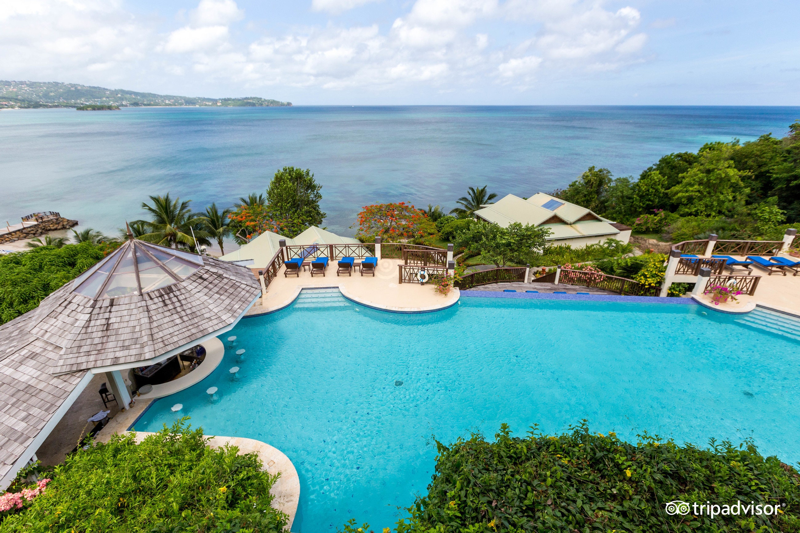 Restaurant at the Calabash Cove Resort and Spa