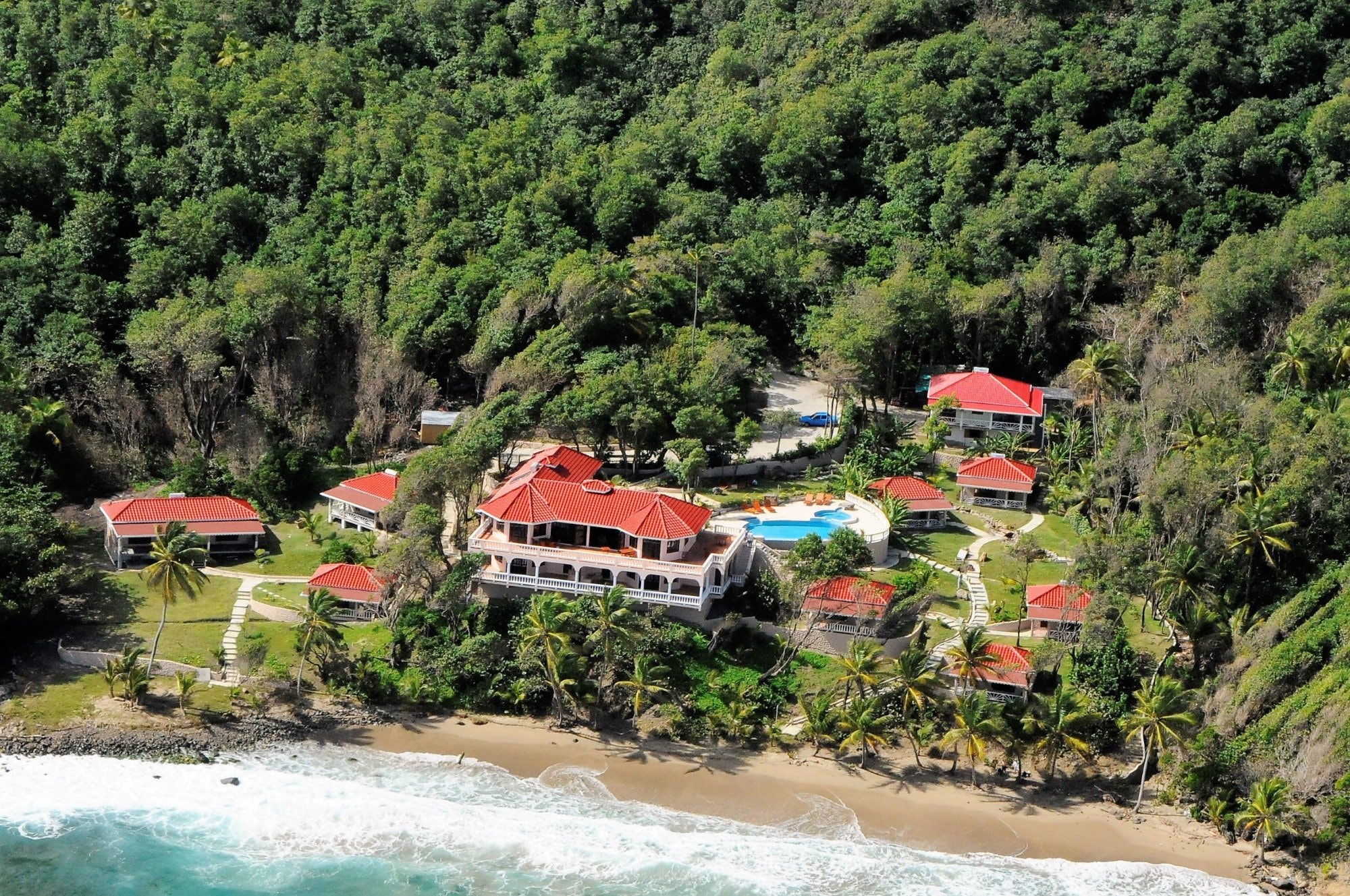 Petite Anse is set in lush tropical greenery in the charming unspoilt northern part of the islan