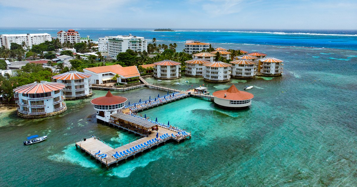 Decameron Aquarium